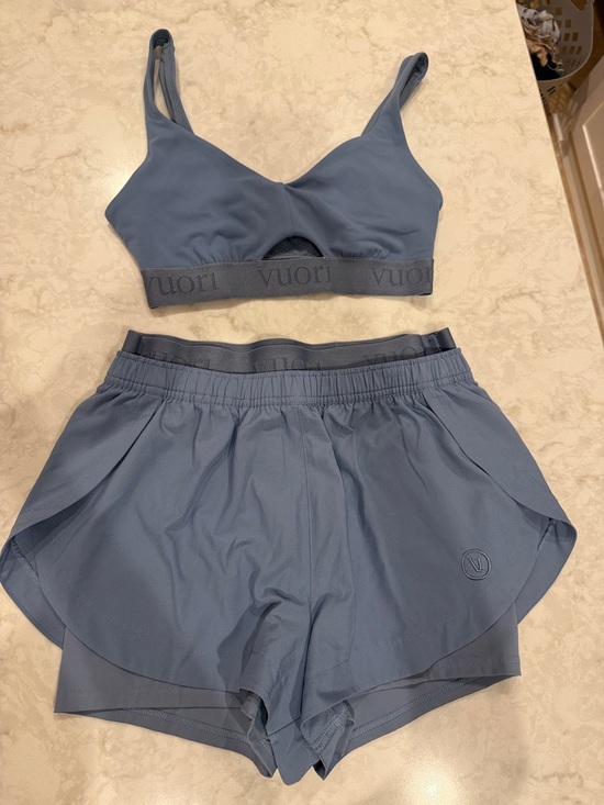 Vuori Pants - Vuori running shorts and sports bra set, size Small.